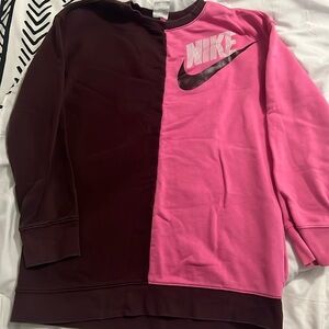 Nike tunic kids XL fits like a women small
